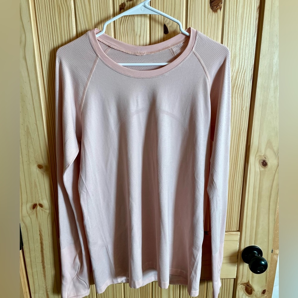 Lululemon Top - Size 8